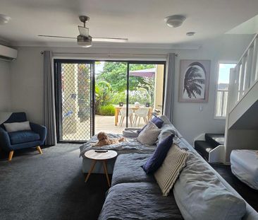 Coombabah - Photo 5
