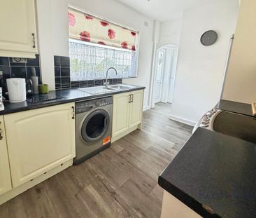 3 bedroom end of terrace house to rent - Photo 6