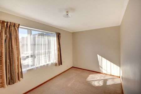 Sun, space and convenience - Photo 3