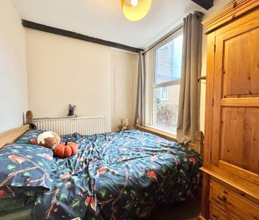 2 bedroom maisonette to rent - Photo 5