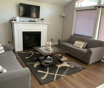 For Lease - 11 13th St S Street, Wasaga Beach, Ontario - Photo 4