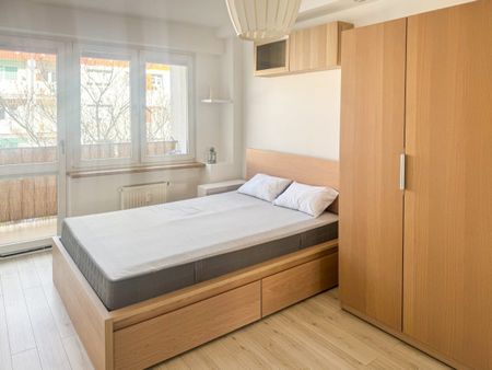 Piękne mieszkanie 2 pokojowe na wynajem 43.7 m² - Zdjęcie 3
