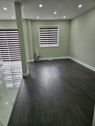 For Lease - 5672 Volpe Avenue, Mississauga, Ontario - Photo 1