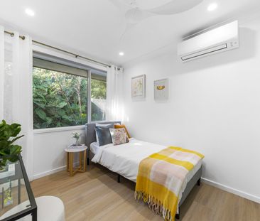 5 Duneba Place, Frenchs Forest NSW 2086 - House For Rent | Domain - Photo 4