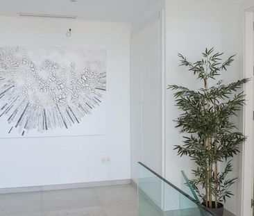 Luxury Villa for rent in Benahavís, Spain - Photo 2