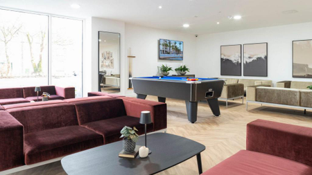 1 bedroom in a flat share to rent - Photo 3