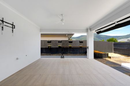 MODERN HOME – SPACE, COMFORT & STYLE - Photo 3