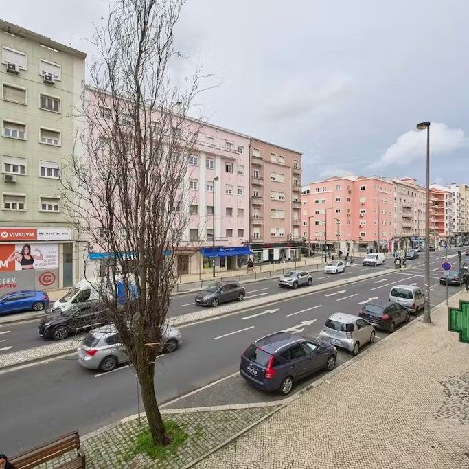 Avenida de Roma, Lisbon, Lisbon 1000-195 - Photo 1