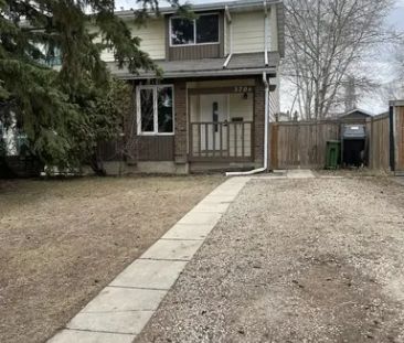 Home Sweet Home | 3706 Hillview Crescent, Edmonton - Photo 1
