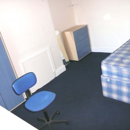 6/7 BED STUDENT HOUSE TO LET from £58 PW - 5 mins BCU - Photo 1