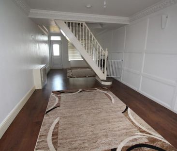 2 bedroom terraced house to rent - Photo 6