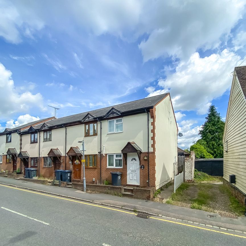 2 bedroom end terraced house to rent, - Photo 1