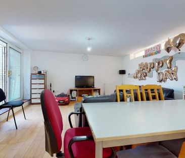 2 bedroom ground floor flat to rent - Photo 5