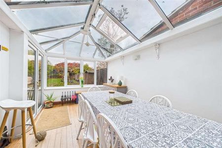 Henley Road, Caversham, Reading, Berkshire, RG4 - Photo 4