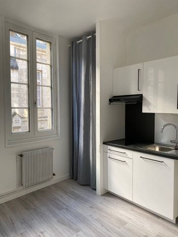 Location Appartement 1 pièce 17m² ANGOULEME 16000 - Photo 3