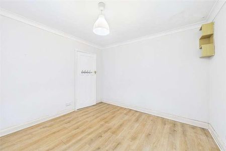 Westfield Road, Winnersh, Wokingham, Berkshire, RG41 - Photo 2