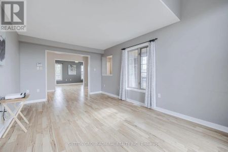 132 BROWN WOOD DRIVE - Photo 2