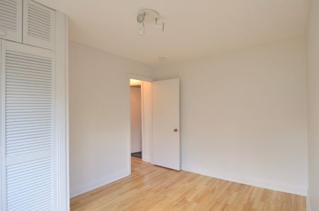 Condo for rent, Montréal (Côte-des-Neiges/Notre-Dame-de-Grâce) - Photo 3