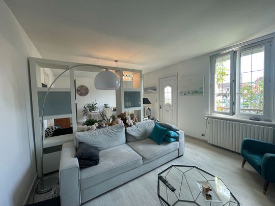 Location Maison 5 pièces 92m² - Photo 1