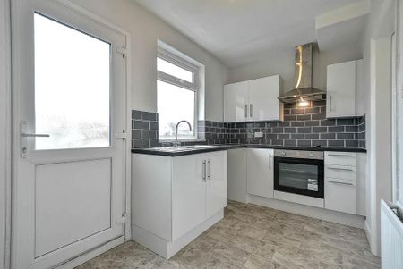 2 bedroom terraced house to rent - Photo 3