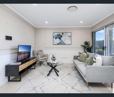 REGISTER TO INSPECT WEDNESDAY EVENING 1/04 OR CONTACT AGENT - Photo 3