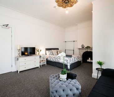 Large Ensuite Room in Shared House – Whitecross Road, Hereford - Photo 6