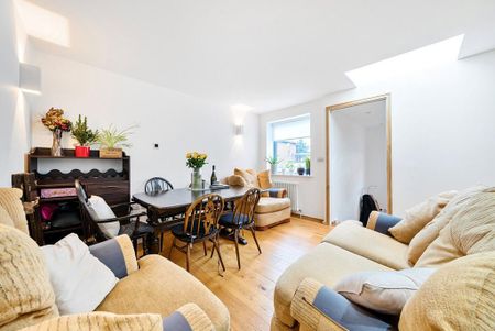 2 bedroom terraced house to rent - Photo 4