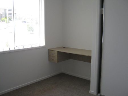 PET FRIENDLY! NEAR NORTH LAKES! - Photo 4