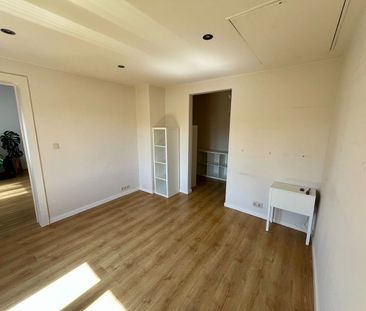 Zeer ruime, gerenoveerde woning te huur! - Photo 4