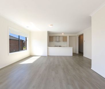 Family living in Mernda - Photo 2