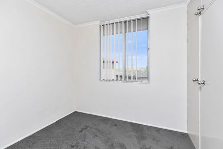 Home For Rent - Photo 4