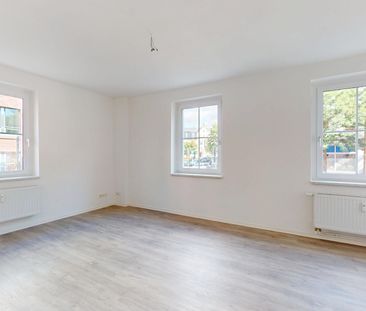 2 Raum Wohnung mit großem Wohnzimmer - Foto 1
