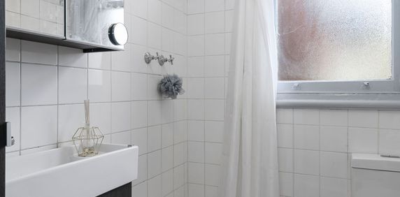 4/70 Surrey Street, Darlinghurst NSW 2010 - Studio For Rent | Domain - Photo 2