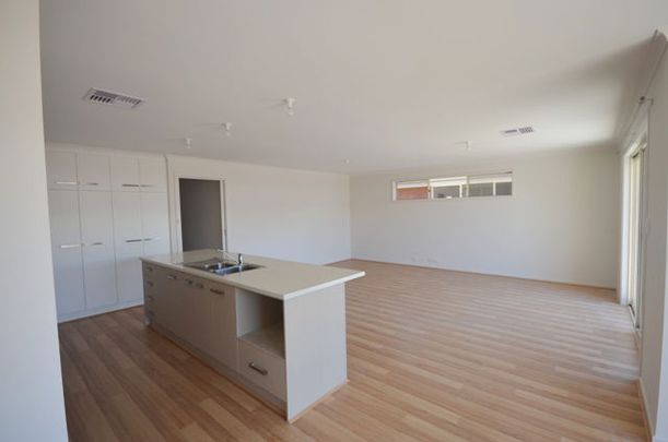 35 Wolseley Terrace - Photo 1