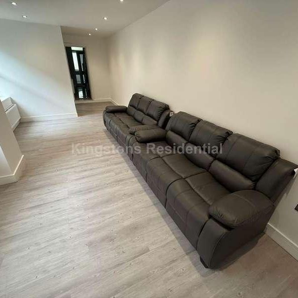 Colum Road, Cathays, CF10 - Photo 1