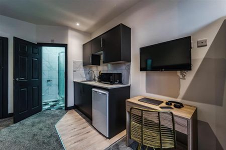 Studio to rent - Photo 5