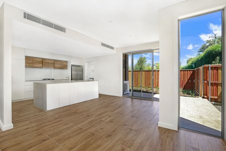 Luxury 3 Bedroom Townhouse in the Heart of Bowral - Photo 3