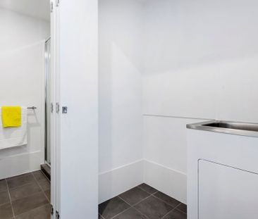 City Fringe Living - Photo 3
