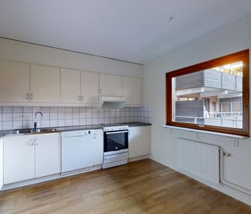 Bjäregatan 19 - Foto 1