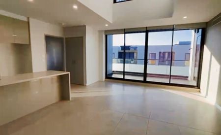 3 bed 2 bath*G51 - Photo 2