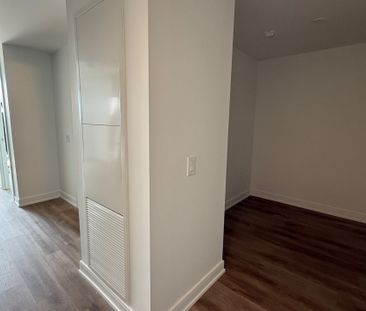 For Lease - 89 Dundas Street Unit# 1612, Mississauga, Ontario - Photo 4