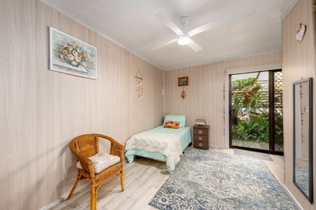 5 BEDROOM HOME IN MOOROOPNA!!! - Photo 5