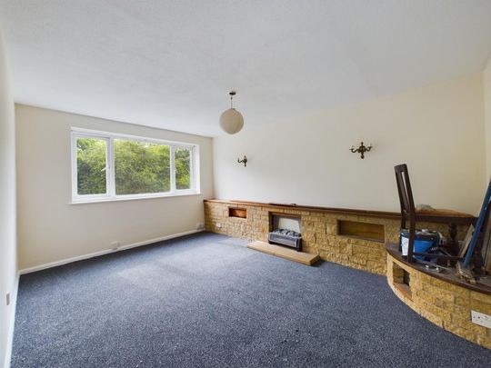 2 bedroom maisonette to rent - Photo 1