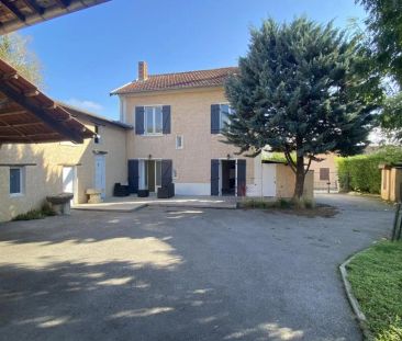 Appartement à louer 6 pièces 124.59m² - Photo 1