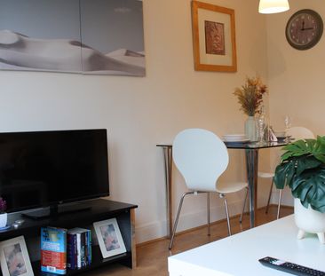 1 Bed Flat, Sandover House, SE16 - Photo 3