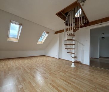 Opportunité à saisir : Duplex de 3,5 pièces partiellement rénové - Foto 6