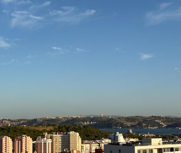 1 Bedroom Apartment with swimming pool, Miraflores, Oeiras - Photo 5