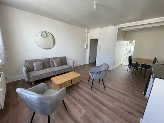 BEAU DUPLEX EN HYPER CENTRE VILLE - Photo 1