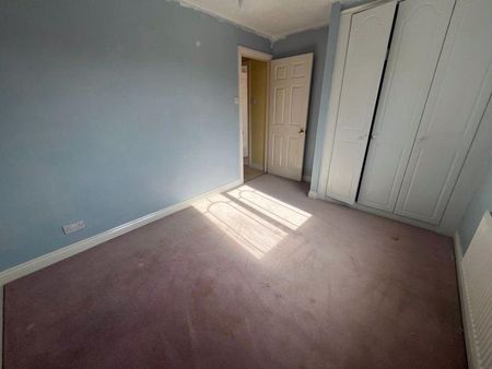 5 bedroom detached house to rent - Photo 2