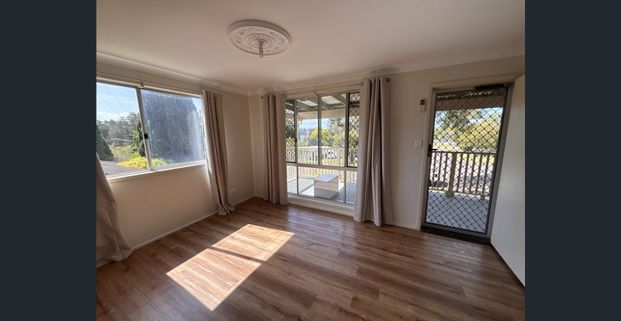 Family Lakeside Living - Photo 1